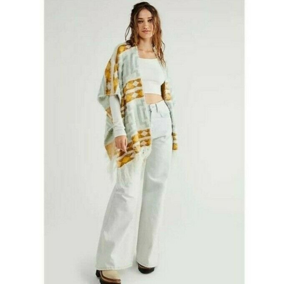 𝅺FREE PEOPLE Diamondback Knit Sweater Kimono Wrap - Picture 2 of 8